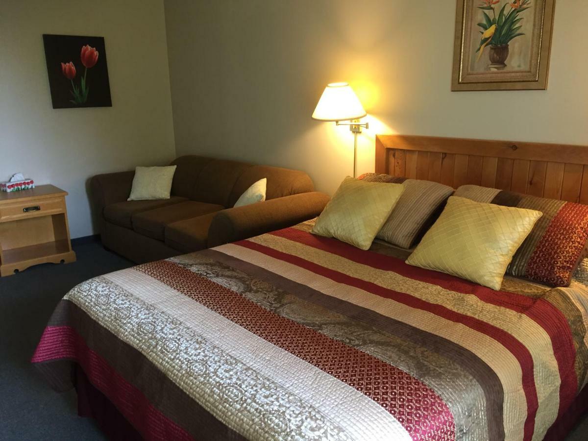 Hilton Beach Inn & Spa Thessalon Eksteriør billede